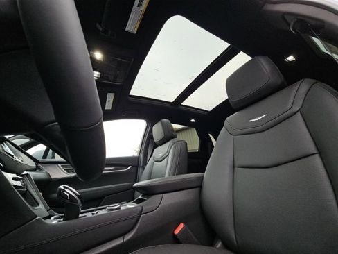 New 2025 Cadillac XT5 Sportv w/ Technology Package image 30