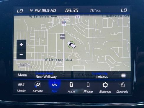 Used 2021 Jeep Grand Cherokee Overland AWD/4WD image 18