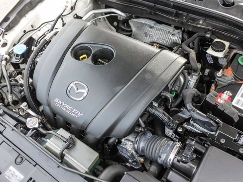 Used 2017 MAZDA MAZDA3 Touring image 31