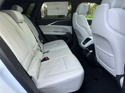 New 2026 Cadillac Lyriq Sport image 12