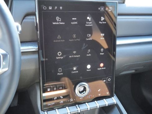 Used 2025 GMC Terrain Elevation image 37