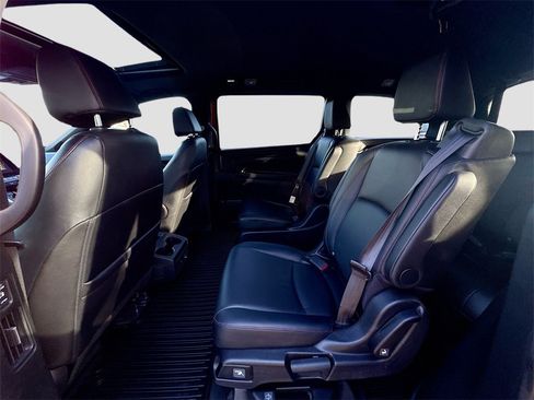 Used 2023 Honda Odyssey Sport image 24