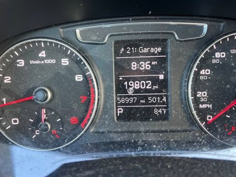 Used 2018 Audi Q3 2.0T Premium w/ Convenience Package AWD/4WD image 9