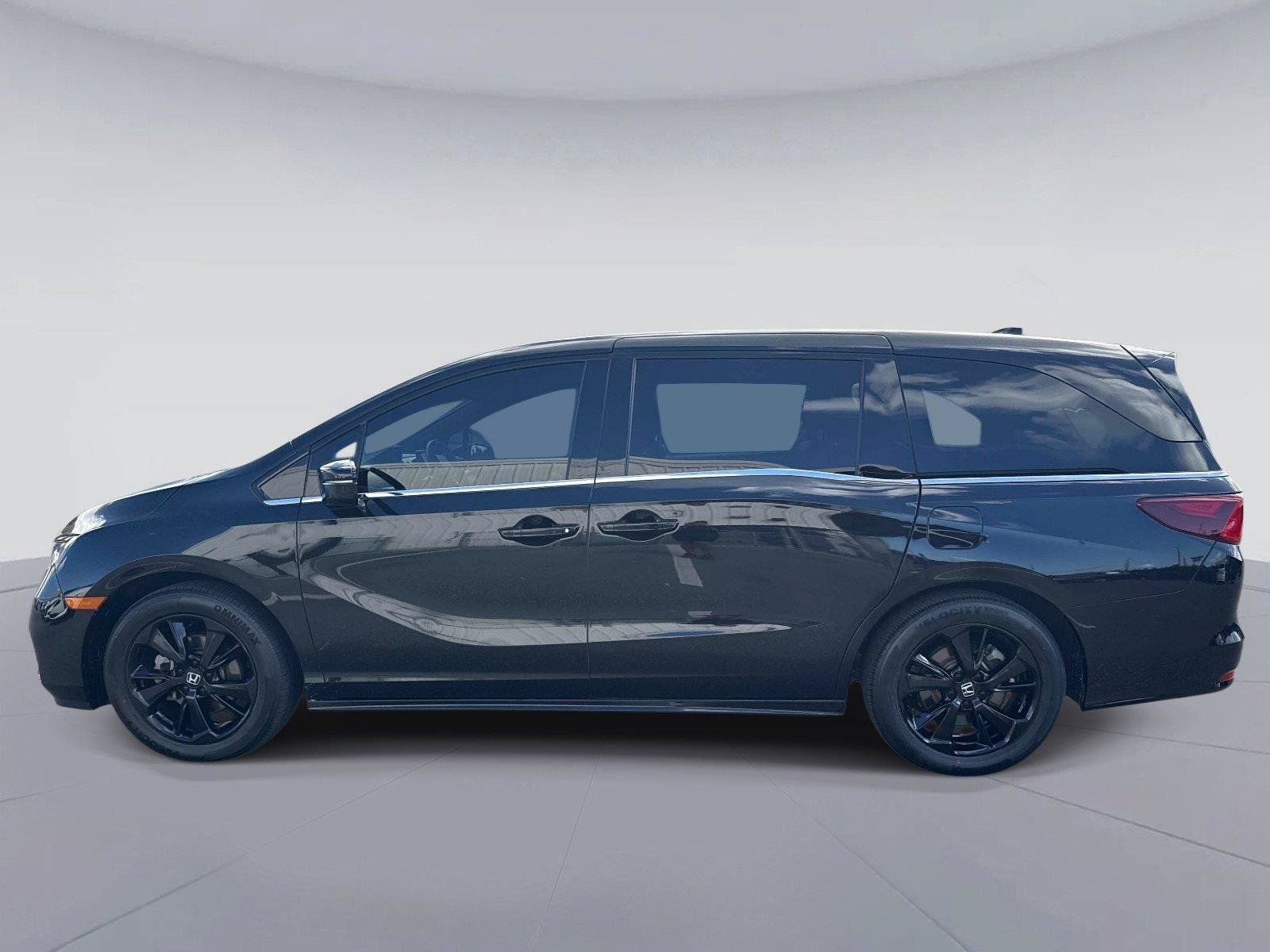 Certified 2024 Honda Odyssey Sport image 7