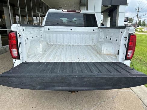 Used 2024 GMC Sierra 1500 Pro w/ Pro Value Package AWD/4WD image 11