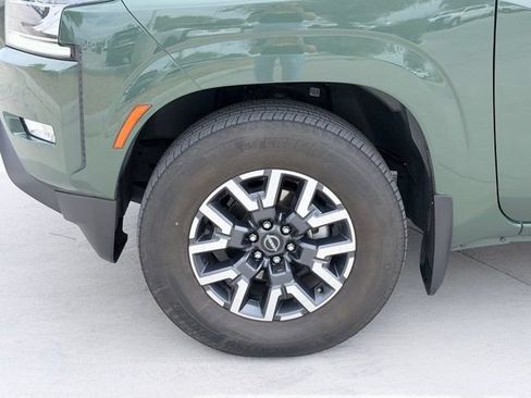 Certified 2024 Nissan Frontier SL w/ Technology Package RWD image 36