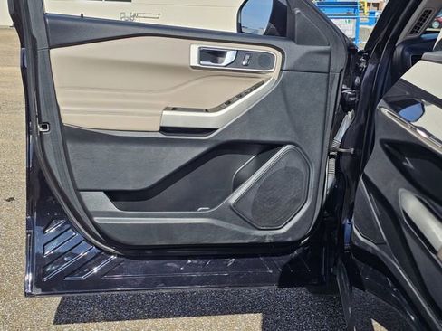 Certified 2020 Ford Explorer XLT w/ Equipment Group 202A image 14