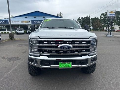 Used 2024 Ford F250 Lariat w/ FX4 Off-Road Package AWD/4WD image 2
