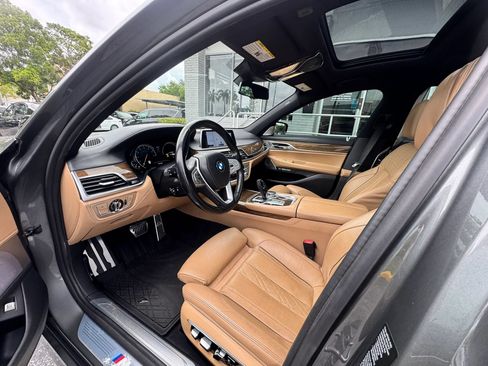 Used 2016 BMW 750i xDrive AWD/4WD image 13