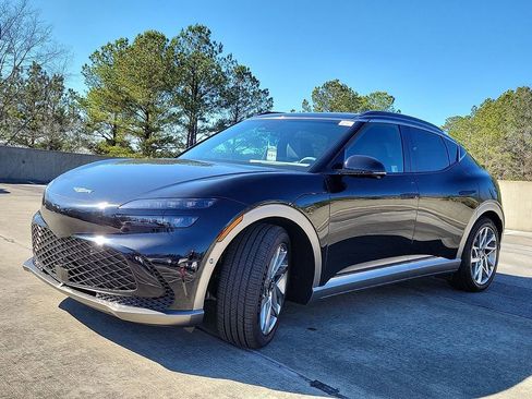 Used 2024 Genesis GV60 Advanced image 10