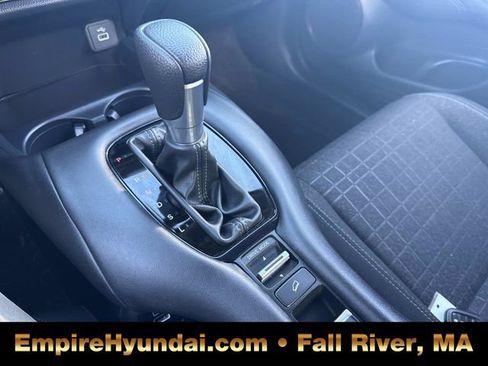 Used 2023 Honda HR-V LX image 25