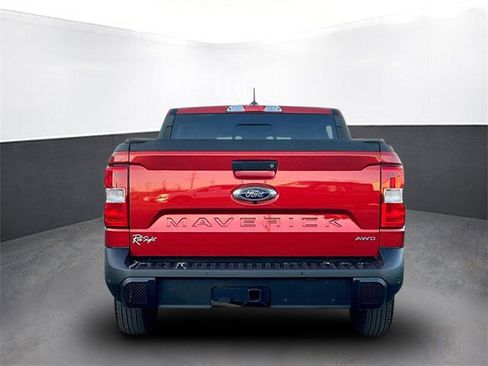 Used 2024 Ford Maverick Lariat image 6