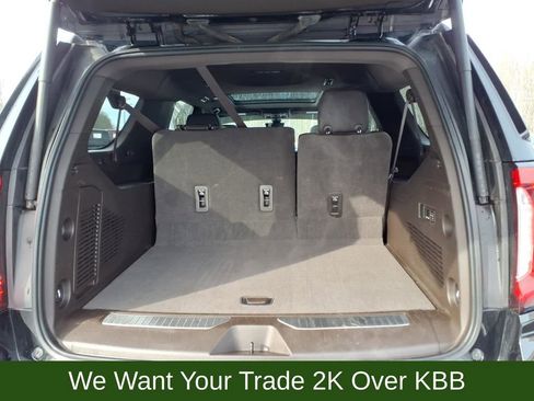Used 2022 GMC Yukon XL Denali w/ Denali Premium Package image 26