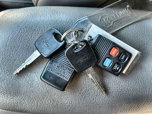 Used 1998 Ford Mustang GT image 26