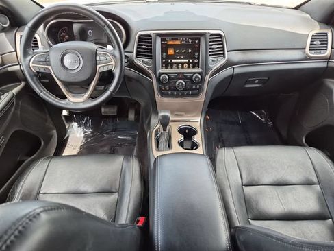 Used 2016 Jeep Grand Cherokee Limited AWD/4WD image 13