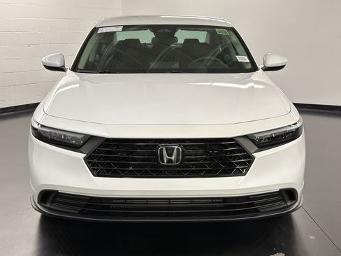 New 2026 Honda Accord LX image 6