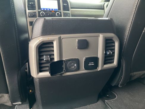 Used 2021 Ford F250 Lariat image 55