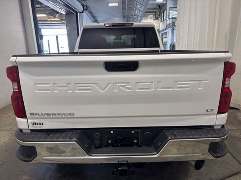 Used 2024 Chevrolet Silverado 2500 LT w/ Convenience Package AWD/4WD image 5