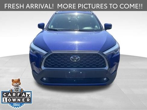 Used 2023 Toyota Corolla Cross XLE w/ Convenience Package AWD/4WD image 2