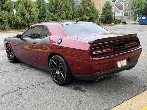 Used 2018 Dodge Challenger T/A RWD image 9