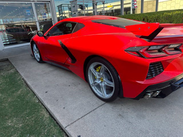 Used 2021 Chevrolet Corvette Stingray Preferred Cpe w/ 2LT RWD image 3
