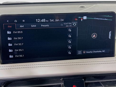 Used 2025 Genesis G70 2.5T image 21