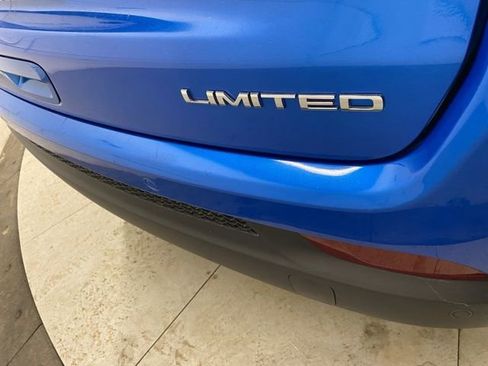 Used 2025 Jeep Compass Limited image 29