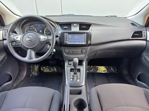 Used 2019 Nissan Sentra S FWD image 11