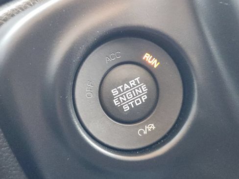 Used 2022 Jeep Wrangler Sport AWD/4WD image 22