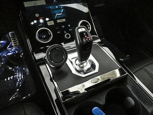 Used 2023 Land Rover Range Rover Evoque R-Dynamic SE image 12