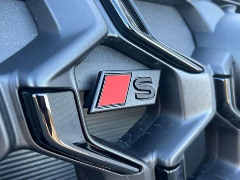 New 2025 Audi SQ5 Premium Plus image 39