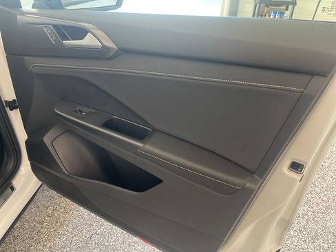 New 2026 Volkswagen Taos SE image 41