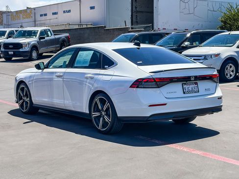 Used 2023 Honda Accord Sport image 3