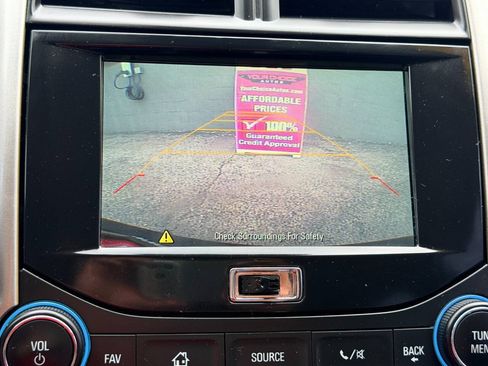 Used 2015 Chevrolet Malibu LTZ FWD image 40