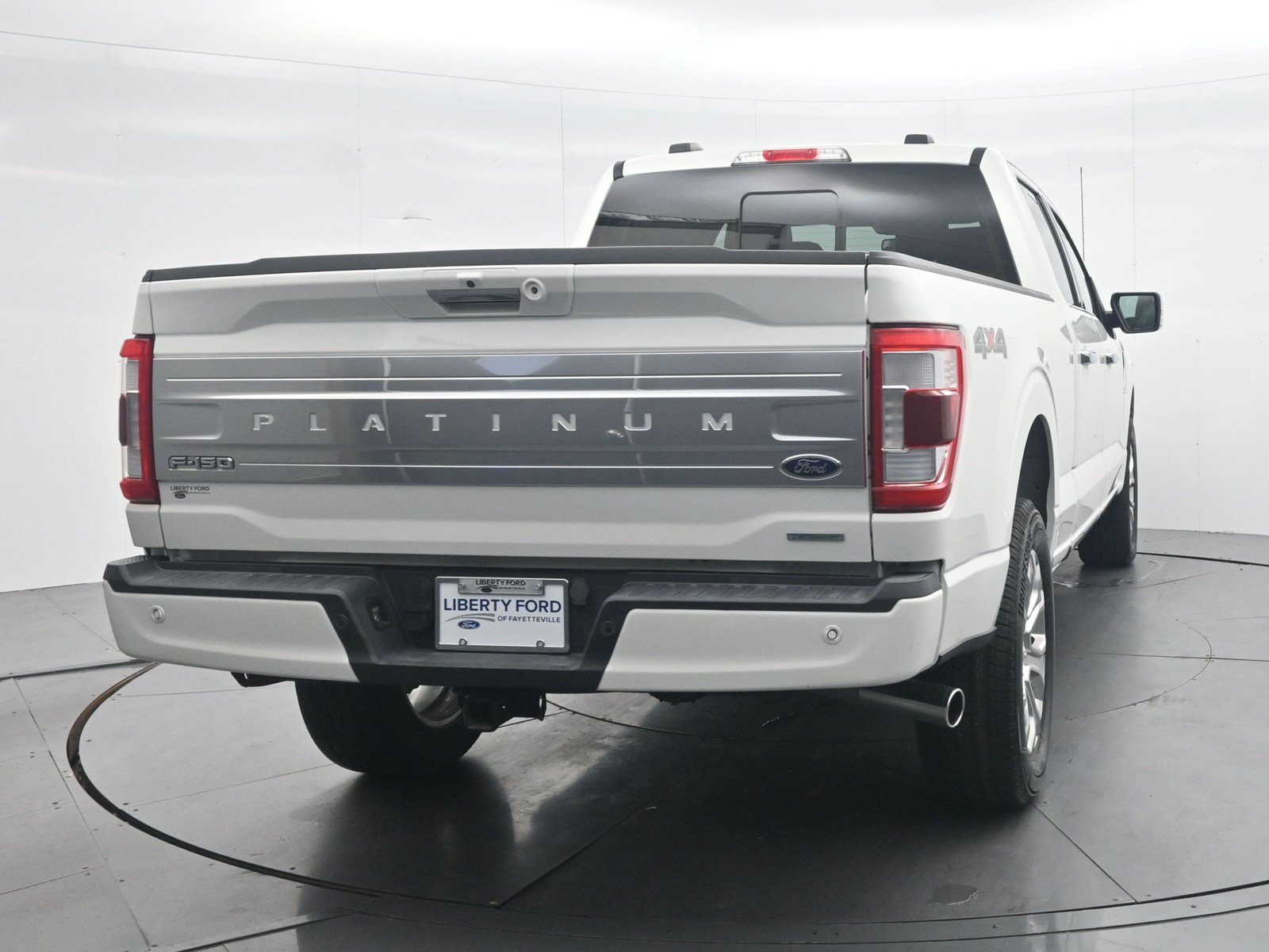 Used 2022 Ford F150 Platinum AWD/4WD image 6