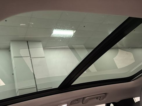 Used 2025 Volvo XC90 B6 Plus image 25