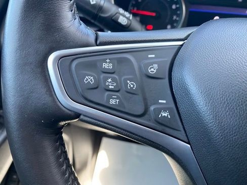 Used 2022 Chevrolet Equinox Premier image 42