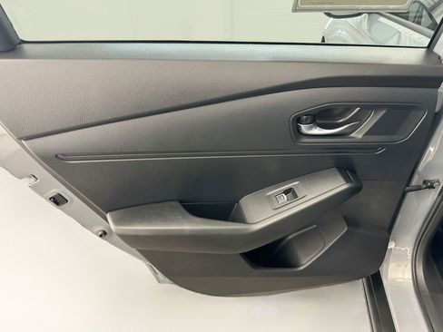 Used 2025 Honda Accord SE image 27