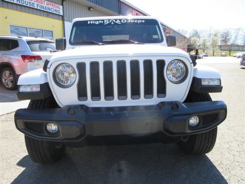 Used 2021 Jeep Wrangler Sport AWD/4WD image 34