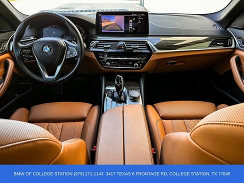 Used 2021 BMW 530i w/ Convenience Package image 27