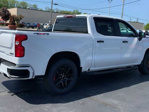Certified 2023 Chevrolet Silverado 1500 RST w/ Redline Edition AWD/4WD image 8