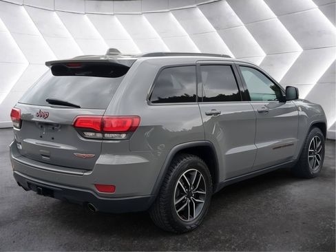 Used 2021 Jeep Grand Cherokee Trailhawk w/ Trailhawk Luxury Group AWD/4WD image 6