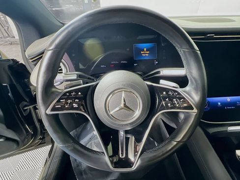 Used 2022 Mercedes-Benz EQS 580 4MATIC Sedan image 10