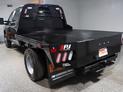 Used 2023 Ford F350 XL w/ XL Chrome Package image 9