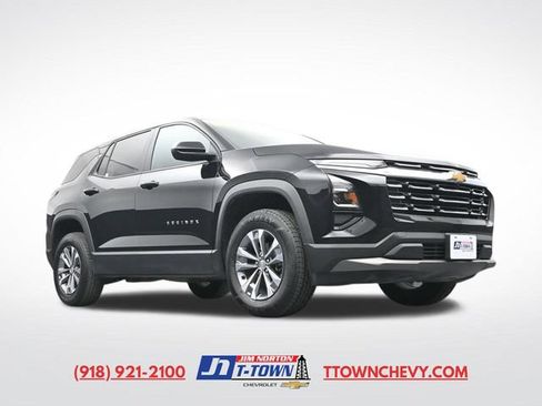 Used 2025 Chevrolet Equinox LT FWD image 49