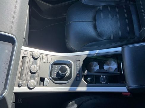 Used 2017 Land Rover Range Rover Evoque HSE Dynamic image 20