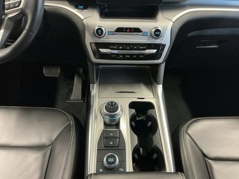 Certified 2023 Ford Explorer XLT w/ Equipment Group 202A AWD/4WD image 11