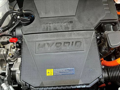 Used 2025 Kia Niro LX FWD image 32