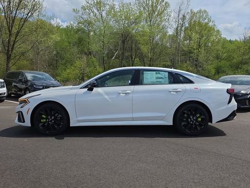New 2026 Kia K5 GT image 2