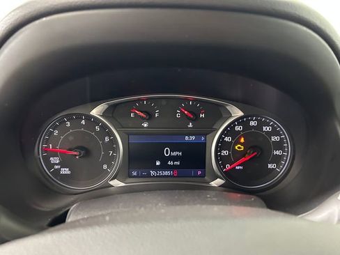 Used 2019 GMC Terrain SLT w/ Preferred Package FWD image 18